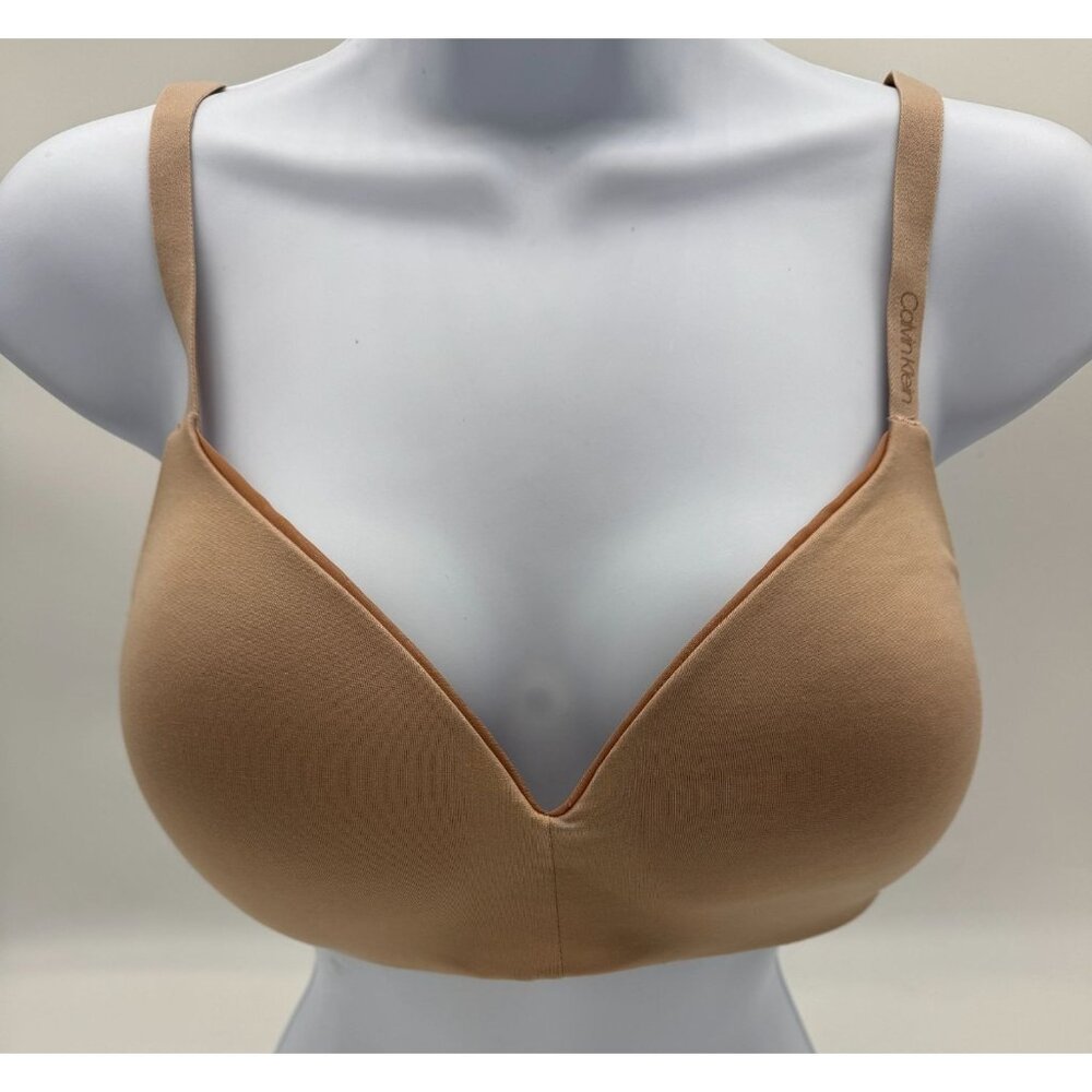 Calvin Klein Women's Lightly Lined Wirefree Bra Stretch Size M Beige Comfort